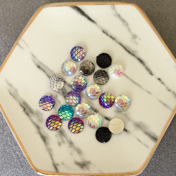 The Sugar Bear Shoppe Jewelry - Mermaid Scale Earrings